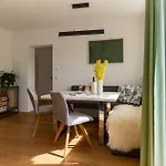 Pickl Apartment *